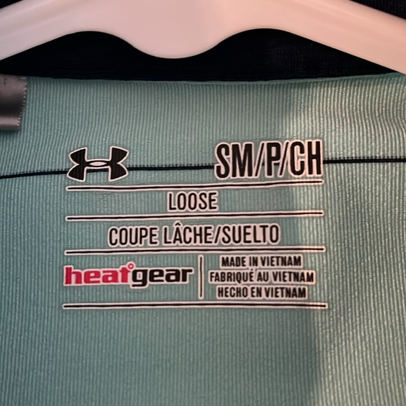 Under Armor Golf Shirt - Picture 3 of 4